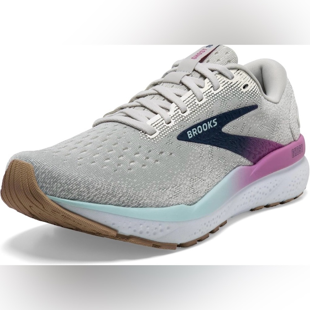 Slightly used Brooks Women's Athletic Shoes - Ghost 16; size 7 wide